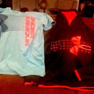 Under Armour  1- Short sleeve shirt, 1 Hoodie. Boys size XL